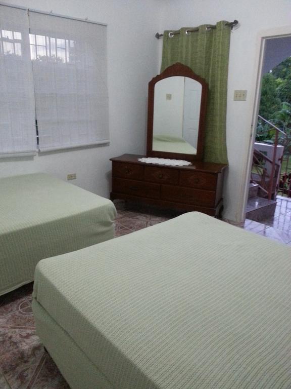 Polish Princess Guest House 포트안토니오 외부 사진