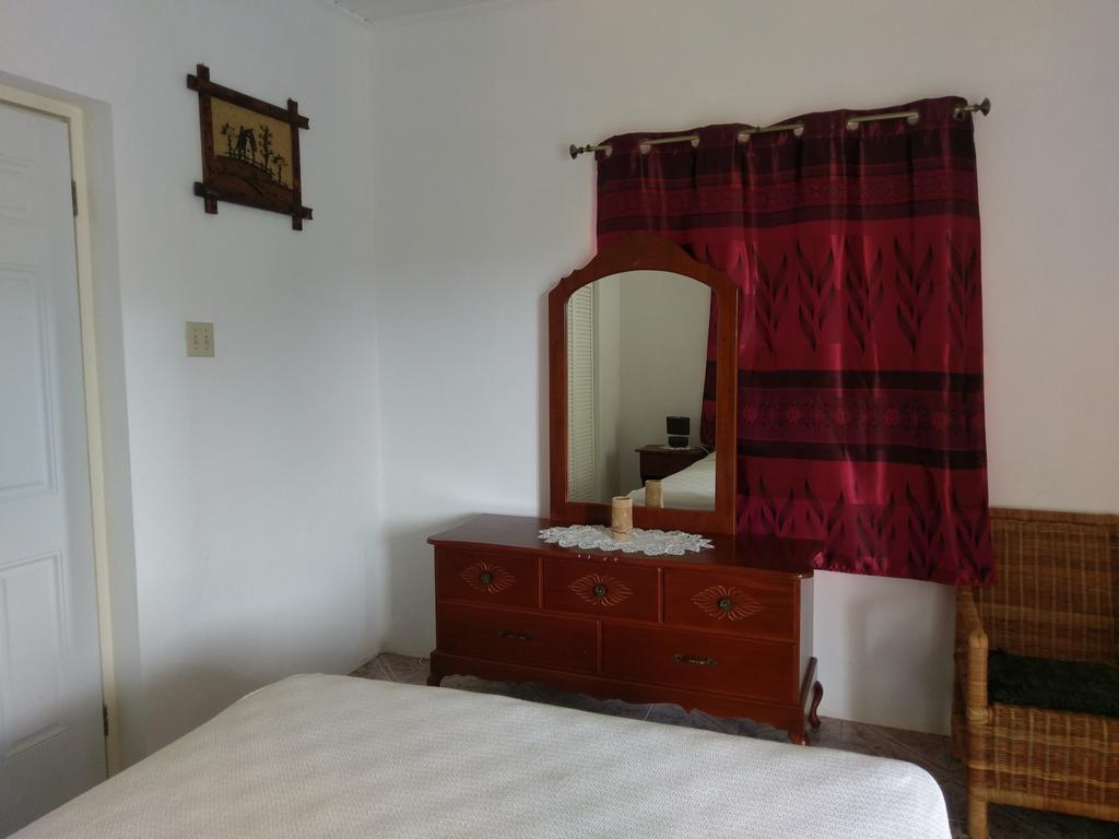 Polish Princess Guest House 포트안토니오 외부 사진