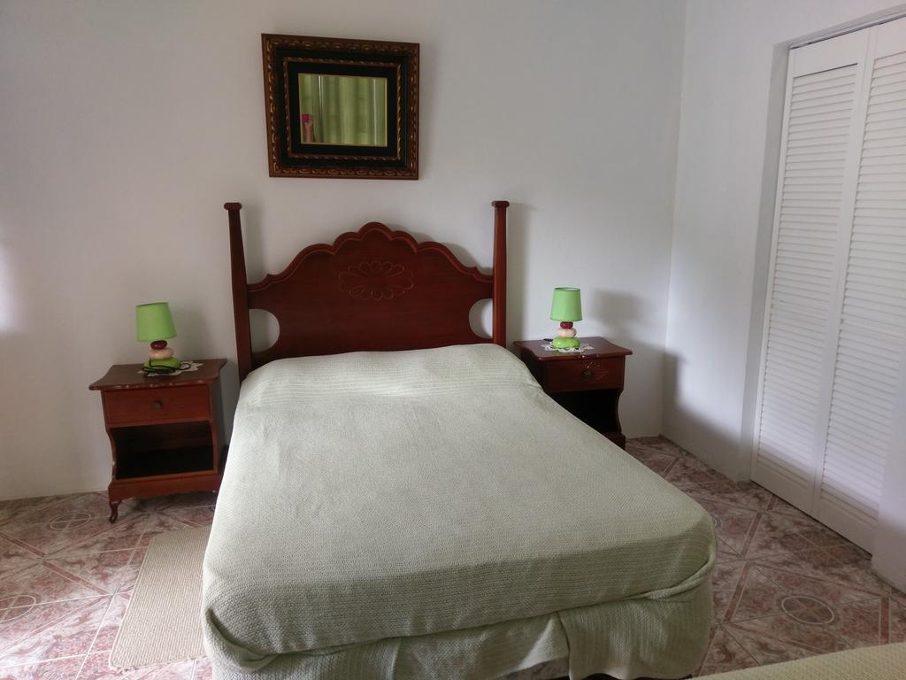 Polish Princess Guest House 포트안토니오 외부 사진